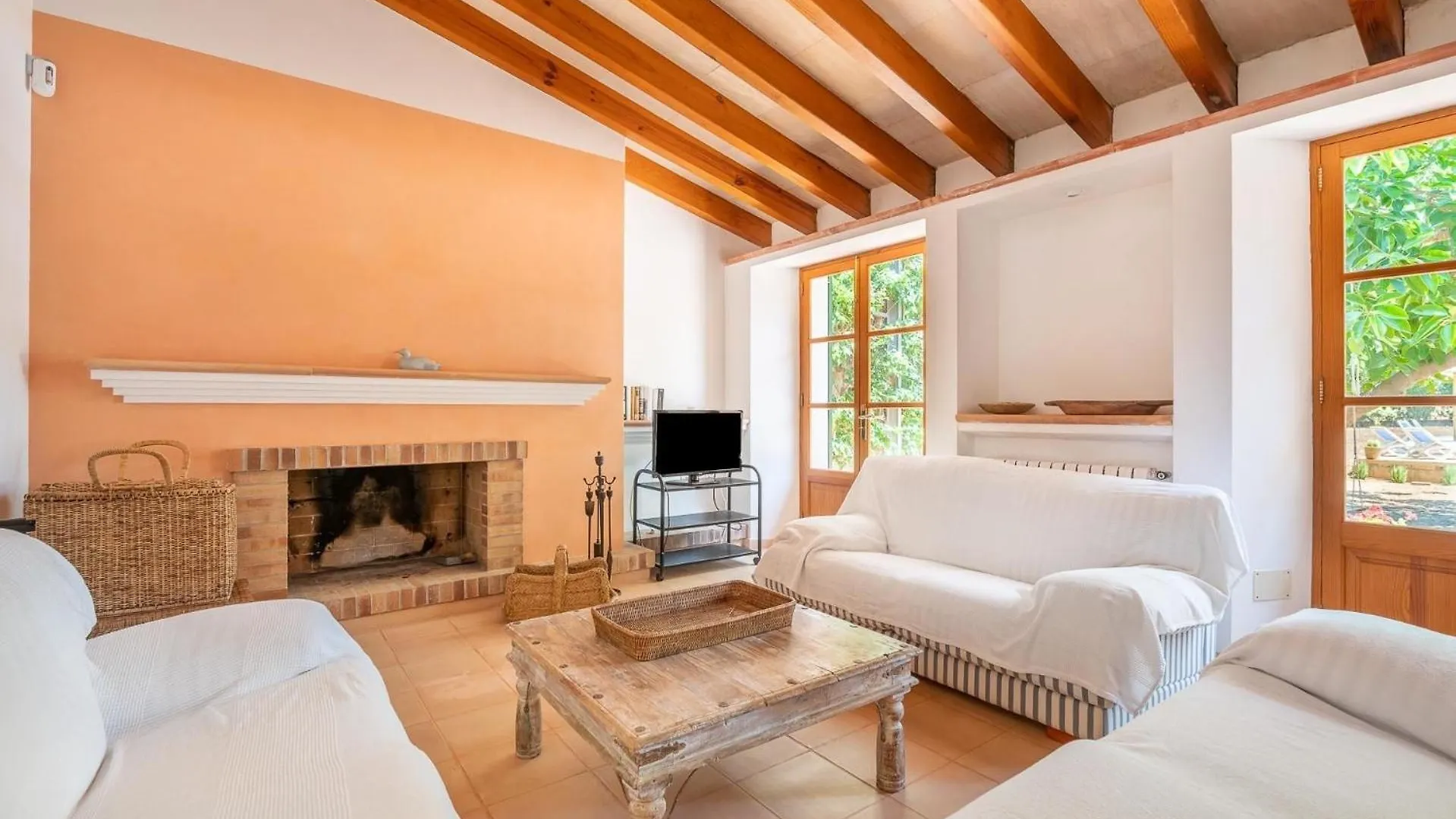 Ferienhaus Mit Privatpool Fuer 8 Personen Ca 240 Qm In Cas Concos Des Cavaller, Mallorca Suedostkueste Von Mallorca Spain